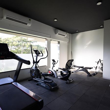 Freesia Residency By Express Inn - Navi Mumbai Bagian luar foto