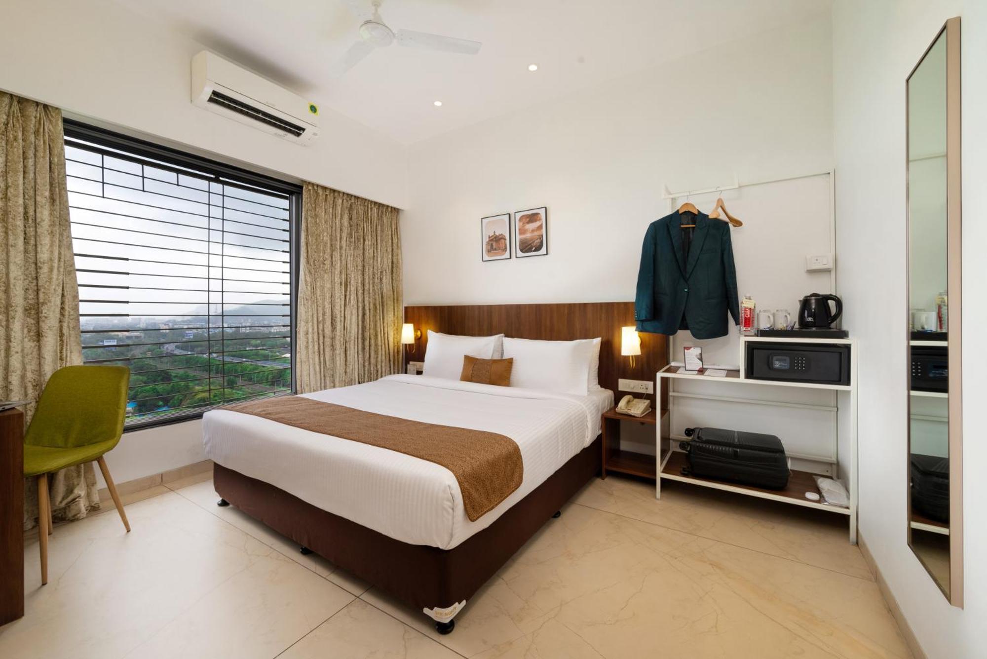 Freesia Residency By Express Inn - Navi Mumbai Bagian luar foto