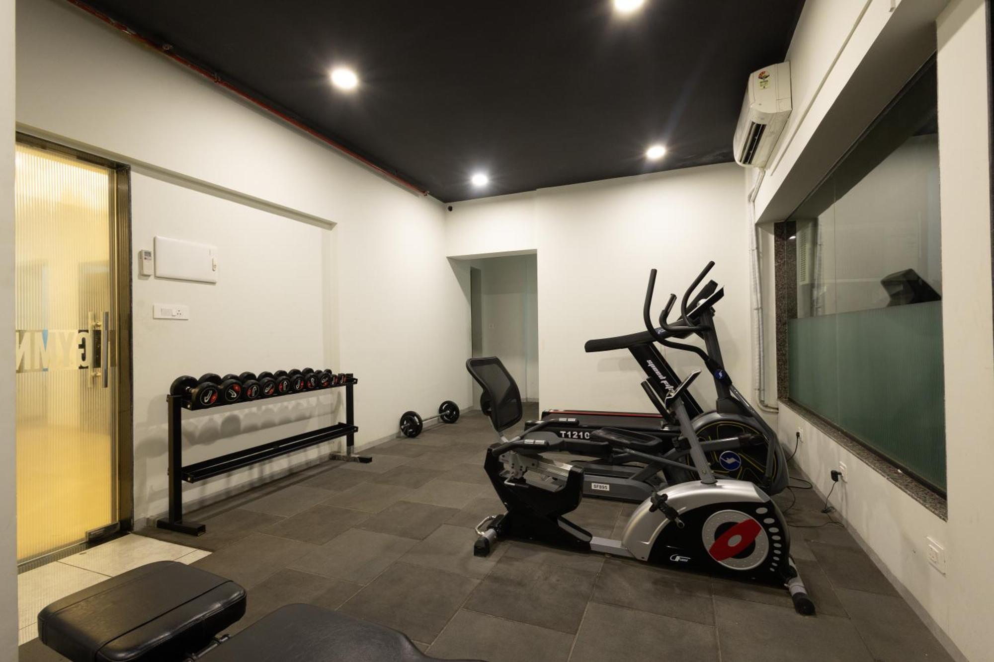 Freesia Residency By Express Inn - Navi Mumbai Bagian luar foto