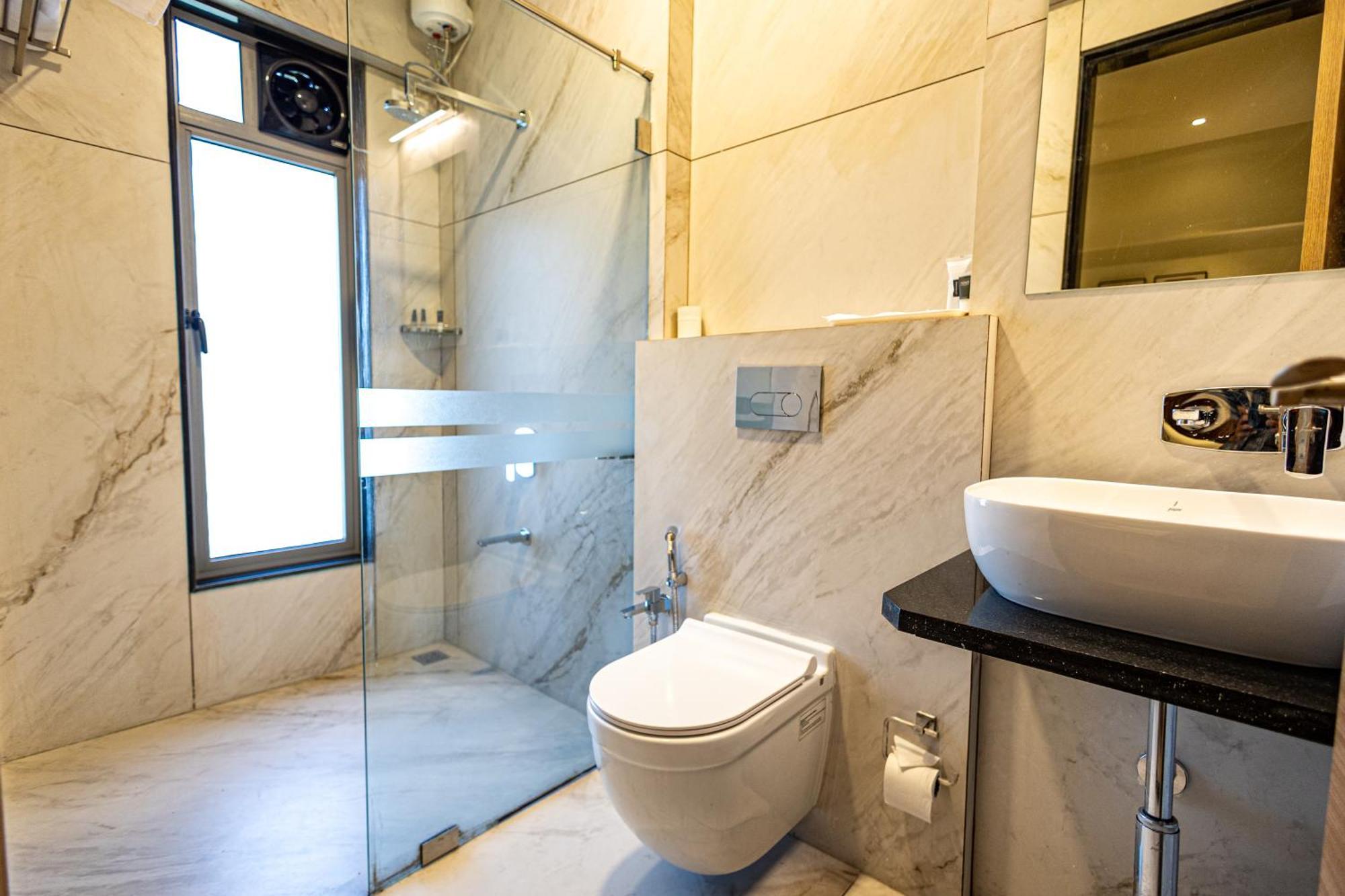 Freesia Residency By Express Inn - Navi Mumbai Bagian luar foto